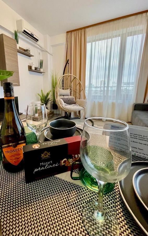 Aqua Vista Nuba - Vedere Top La Mare Si Lac - Apartament 2 Camere Summerland - Mamaia 마마이아 외부 사진