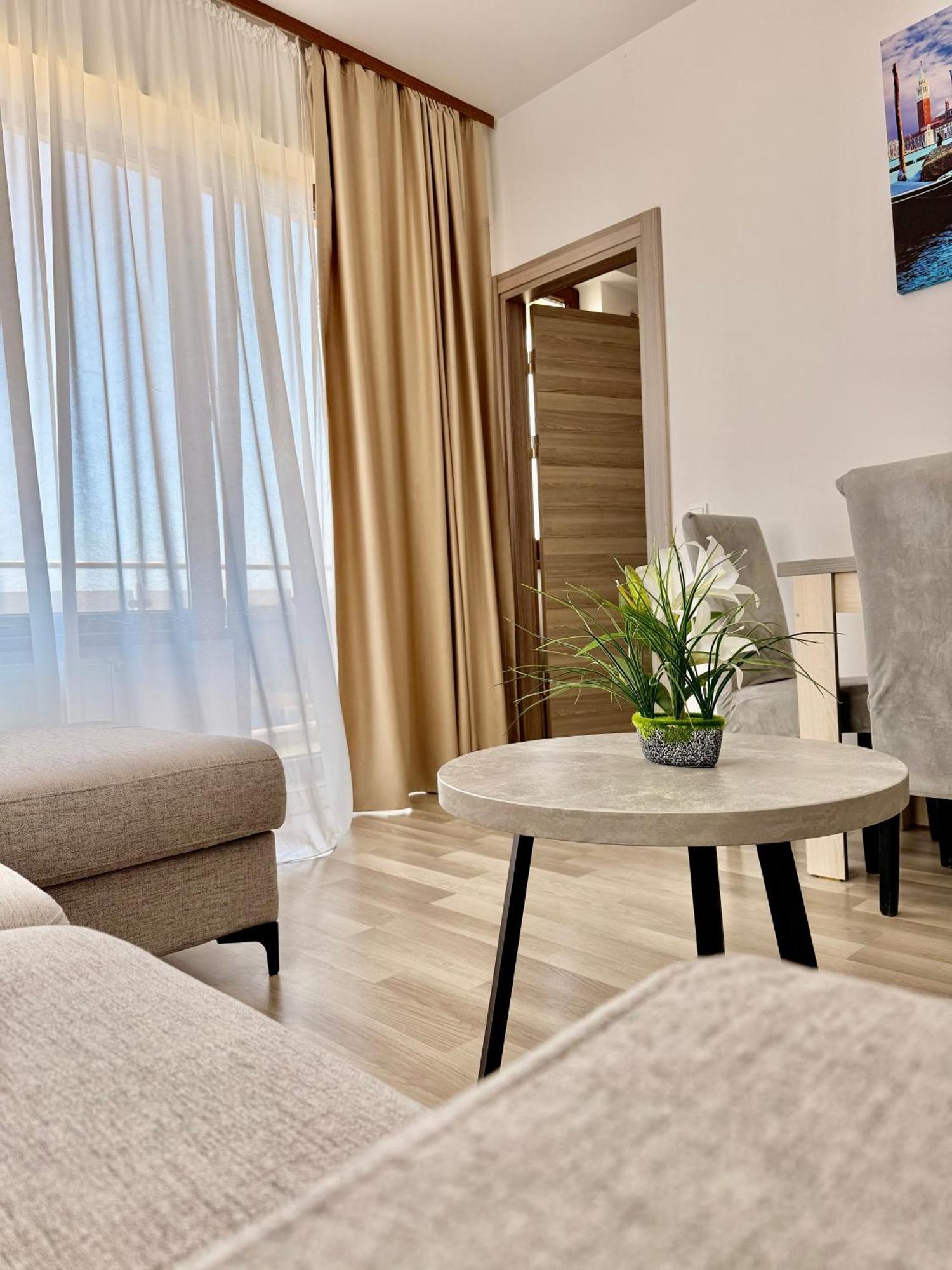 Aqua Vista Nuba - Vedere Top La Mare Si Lac - Apartament 2 Camere Summerland - Mamaia 마마이아 외부 사진